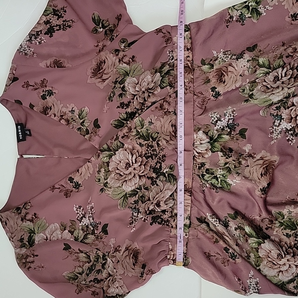 TORRID MIDI CHIFFON SURPLICE DRESS/ 2X. - Picture 8 of 13